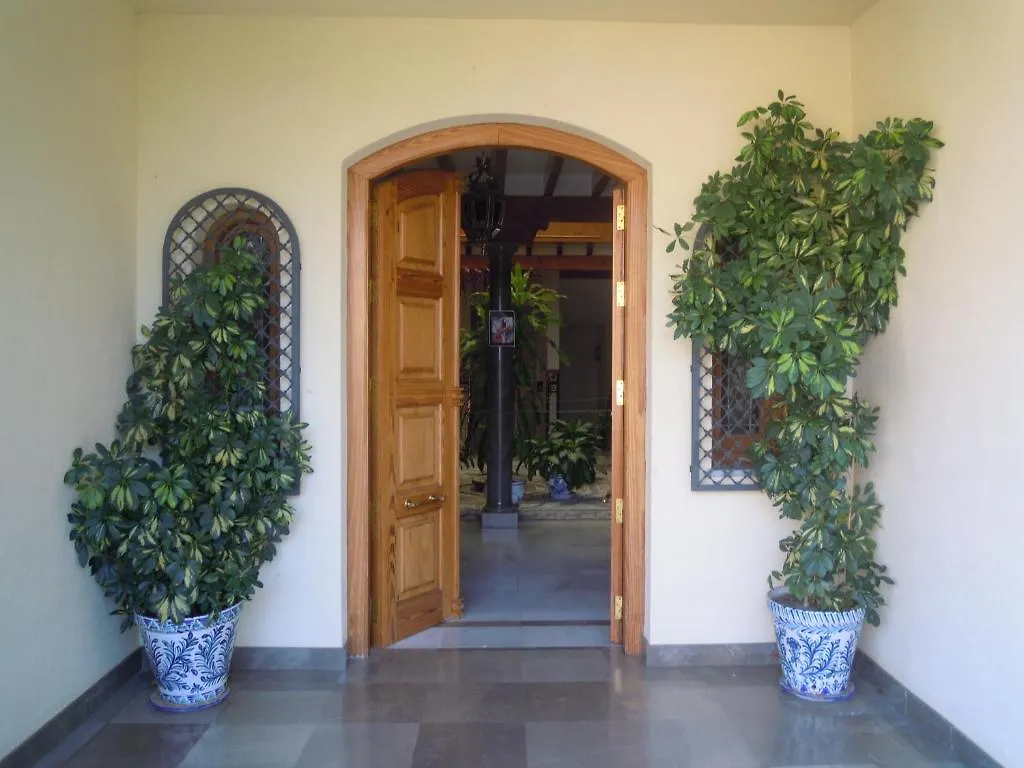 Hotel Boutique La Zubia 2*, La Zubia (Granada)